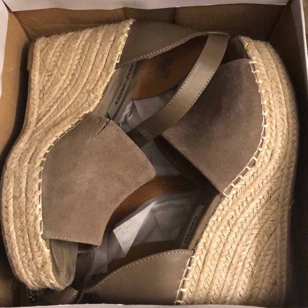 Steve Madden Jaylen Wedges